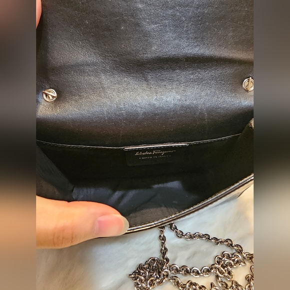 Ferragamo Patent Small Clutch Bag with Bow Black - Picture 7 of 10